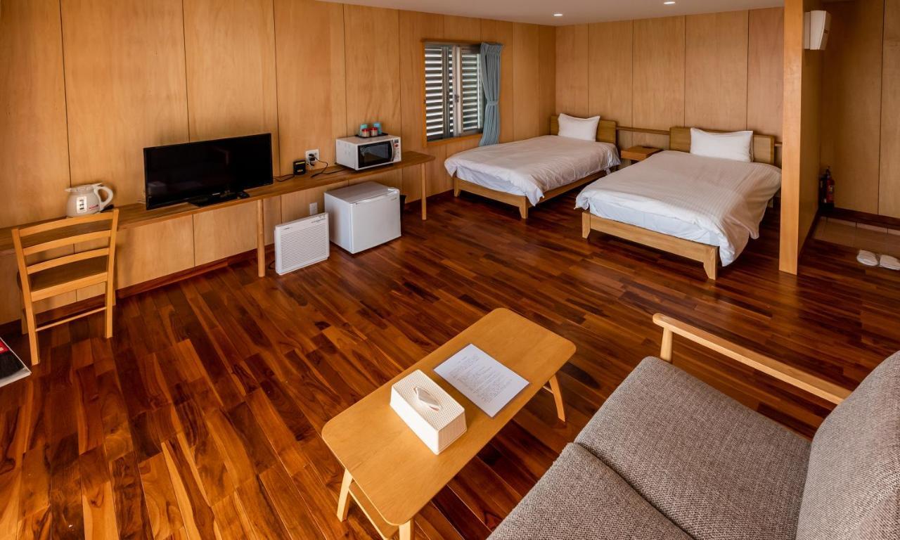 Guest House Kawamitsu Miyakojima  Εξωτερικό φωτογραφία